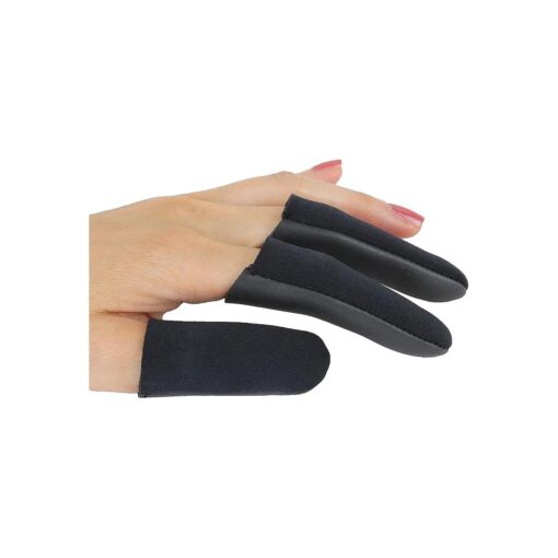 JATAI Heat Shield - Professional High Heat Resistant Finger Protection Guards for Curling and Flat Irons, Wands, Blow Dryers - 3pc ( Thumb & 2 Fingers ) ( S/M - Thumb 3/4" ( 2cm ) Wide or Less, Black )