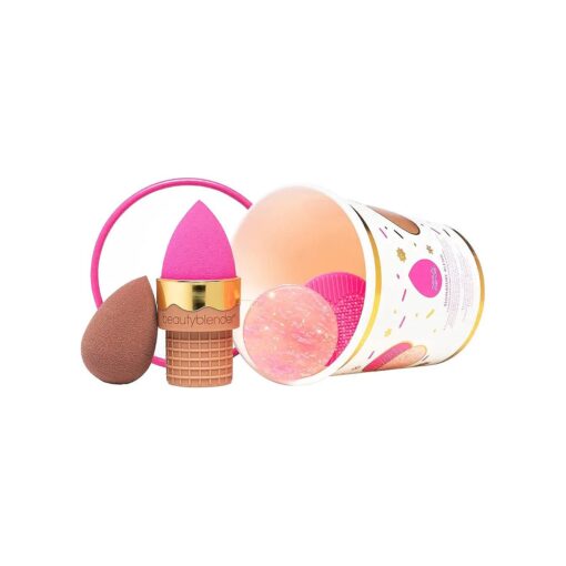 beautyblender SIGNATURE BLEND Essentials Set, with2 Limited Edition beautyblender sponges for foundations and Powders, Blendercleanser and Silicone Scrub Mat and NEST Sponge Stand, Vegan, Cruelty Free