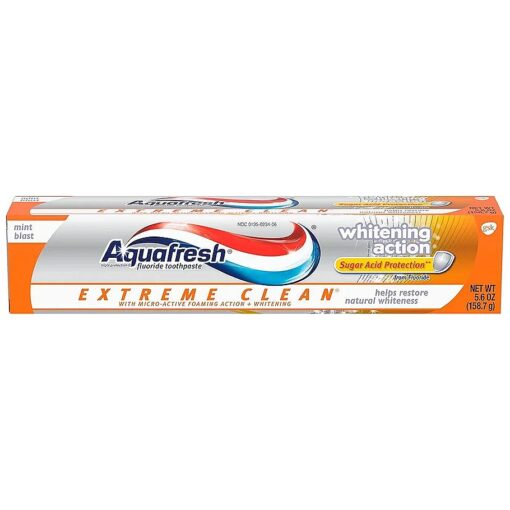 Aquafresh Extreme Clean Whitening Action Fluoride Toothpaste for Cavity Protection, 5.6 Ounce