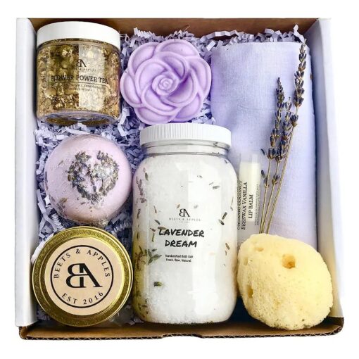 Beets and Apples Mothers Day Gift Set Lavender Spa Basket for Birthday, Gift Ideas for Mom, Friend, Care Package Gift Set, Mother 's Day Gifts for Mom, 8 Piece Lavender Spa Gift Set for Women