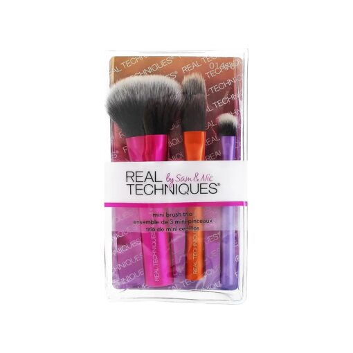 Real Techniques Cruelty Free Mini Brush Trio ; With Ultra Plush Custom Cut Synthetic Bristles and Extended Aluminum Ferrules to Build Coverage