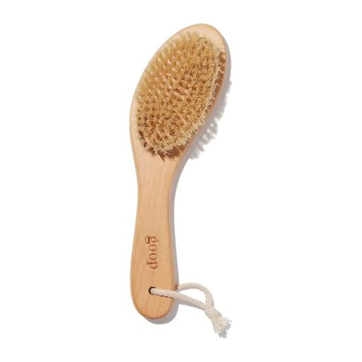 goop Beauty Dry Brush | Exfoliating & Detoxifying for Dry Skin | Wooden Brush with Natural Biodegradable Sisal Fibers | Sweeps Away Dead Skin Cells for Luminous, Smooth Skin | FSC-Certified