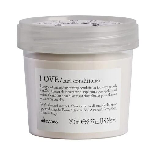 Davines LOVE Curl Conditioner, Enhance and Control Curly and Wavy Hair, Weightless Volume and Softness